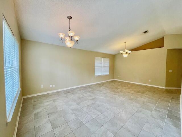 Foto del edificio - 9414 Pine Lily Ct