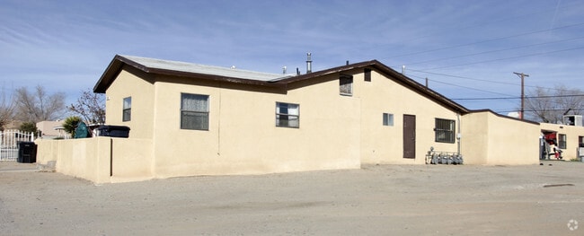 Foto del edificio - 1720 Arno St SE