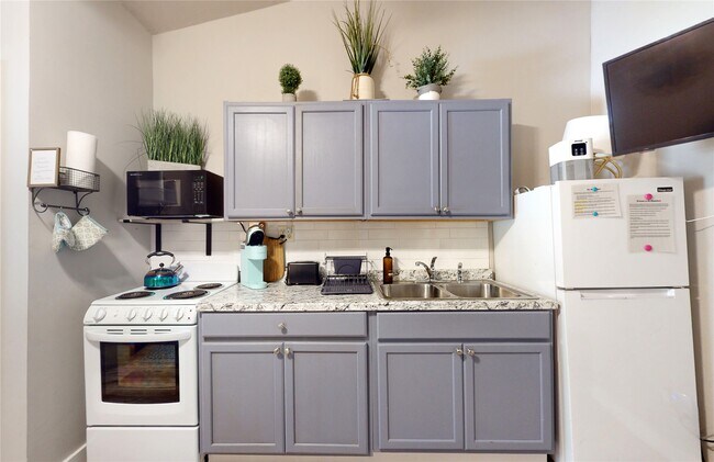 Foto del edificio - 4507 W Bayshore Dr