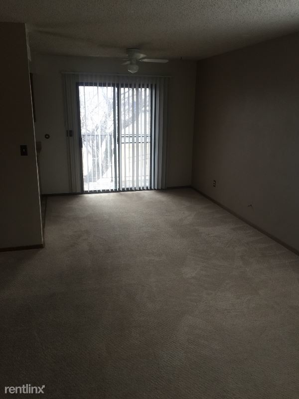 Foto del edificio - 620 S Mt Carmel St
