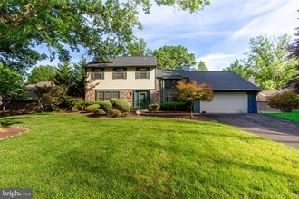Building Photo - 19 Seton Hill Ct