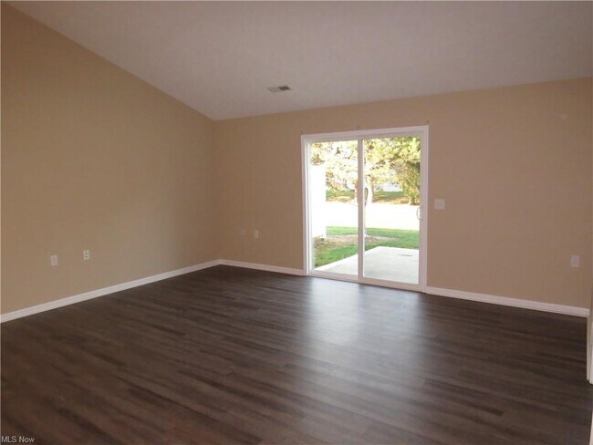 Foto del edificio - 1735 Blase Nemeth Rd