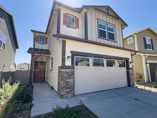 Foto del edificio - Beautiful 3 Bedroom New Build