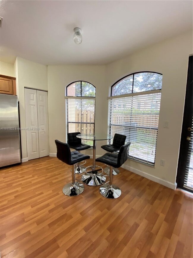 Foto del edificio - 3066 NW 103rd Path