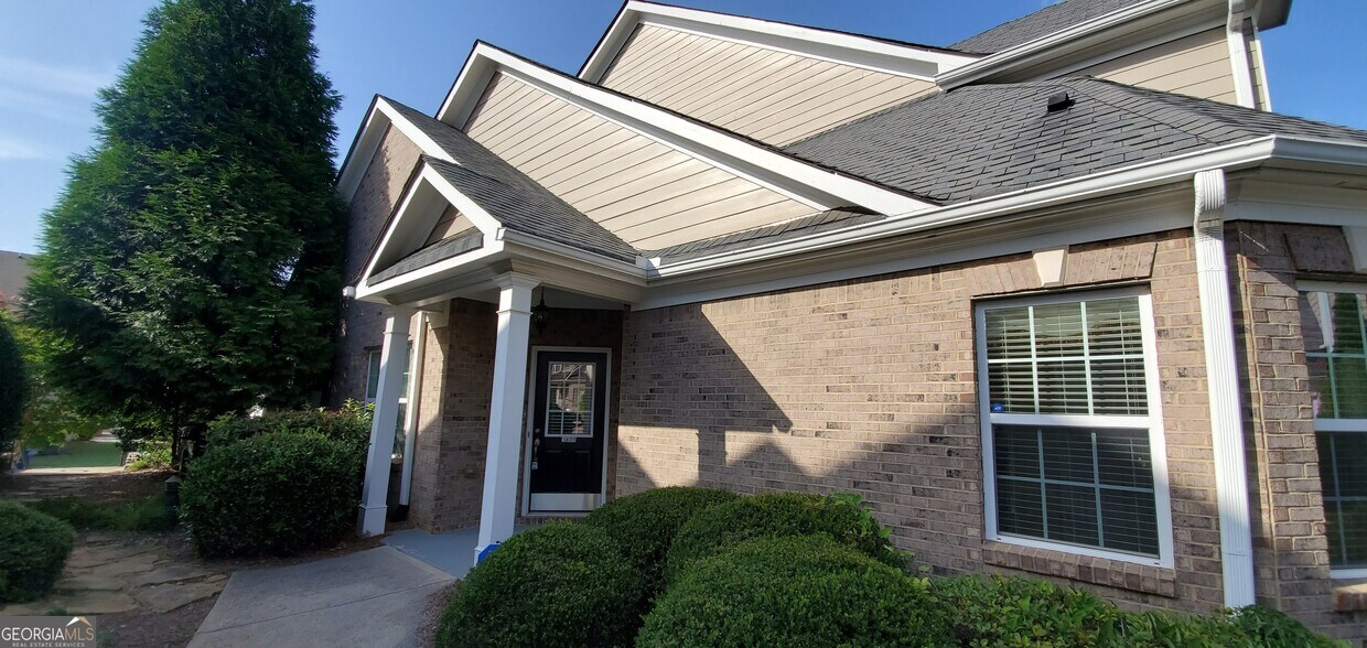 Foto principal - 1809 Willow Branch Ln NW