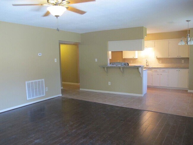 Building Photo - 14415 Crosshaven Dr