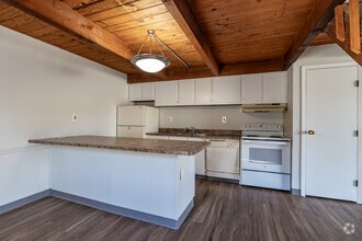 Interior Photo - Abbington Village