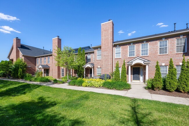 Photo - 5706 Hampshire Ln Townhome