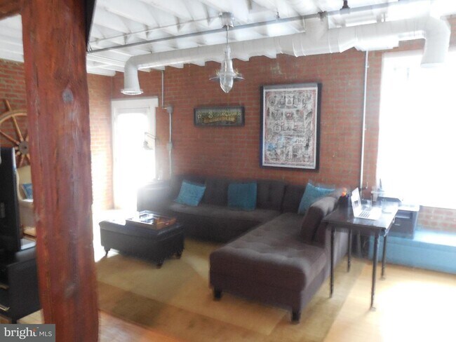 Foto del edificio - 508 Keystone Alley