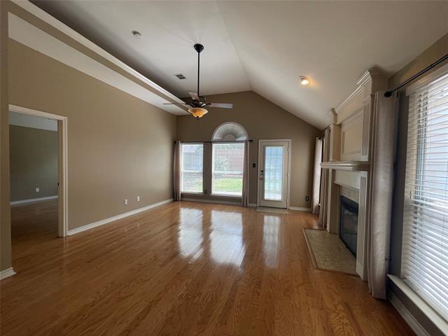 Foto del edificio - 2220 Wembley Wood Ln