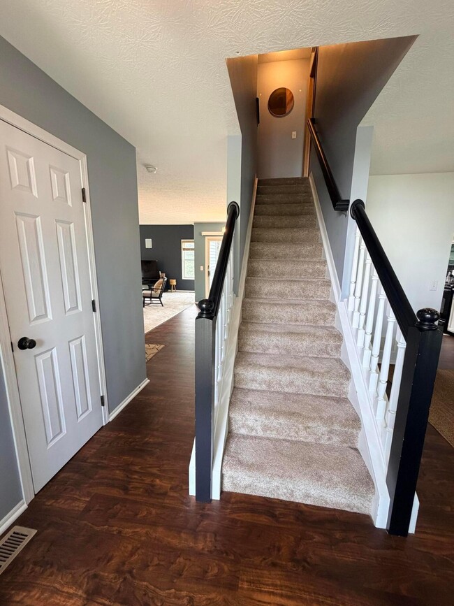 Building Photo - 5205 Wabash River St