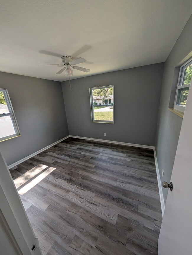Building Photo - 17 Belle Meade Cir