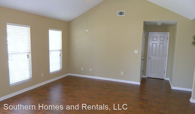 Building Photo - 3 br, 2 bath House - 550 Wendover Way