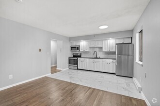 Building Photo - 543 Woodward Ave