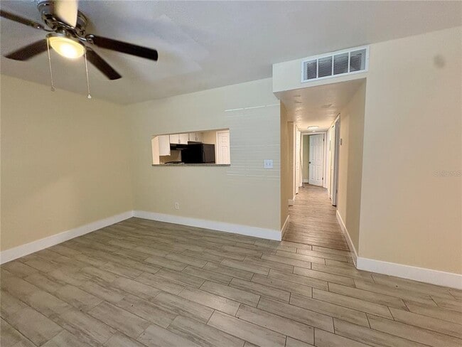 Building Photo - 305 W Grant St