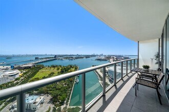 Building Photo - 888 Biscayne Blvd
