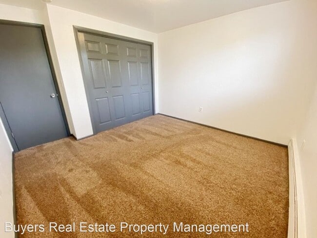 Building Photo - 1306 W 41st Ave