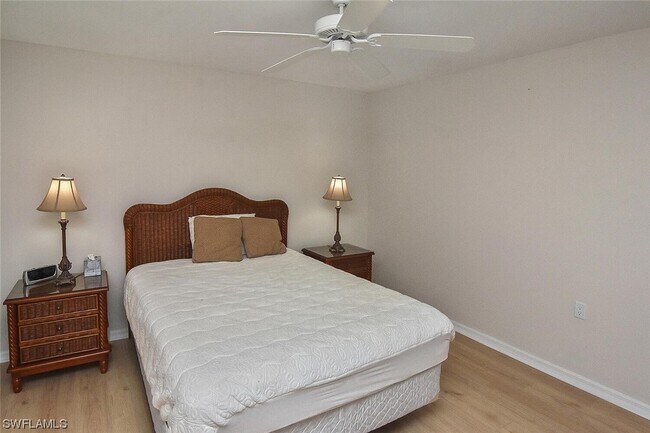 Building Photo - 3870 Sawgrass Way