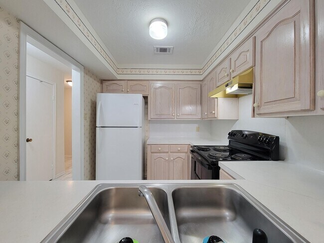 Foto del edificio - 1815 Country Village Blvd