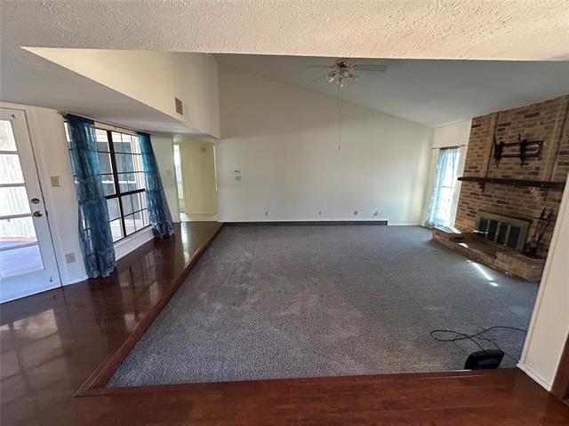 Foto del edificio - 1313 Heidi Dr