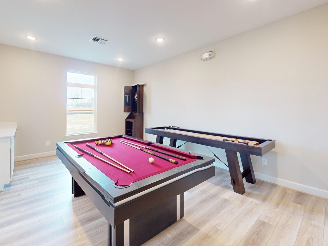 Foto principal - 1214 Hidden Oaks Dr