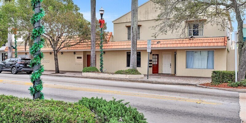 Primary Photo - 313 N Krome Ave Residential Units