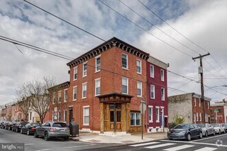 Building Photo - 2434 E Dauphin St
