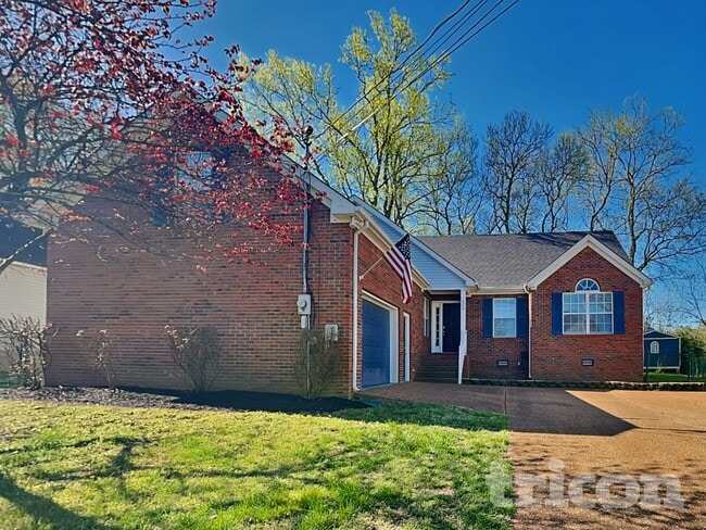 Building Photo - 1800 University Dr