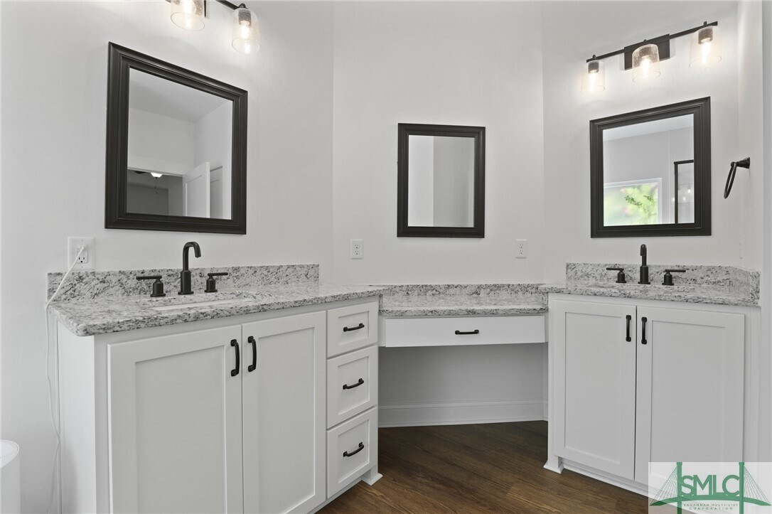 Foto principal - 1003 Dolphin Ct
