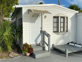 Primary Photo - 1 Bedroom Rental in St. Cloud's Shelter Cove