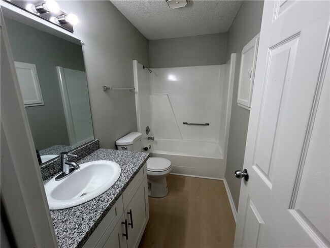 Foto del edificio - 1379 E Sequoyah Ct