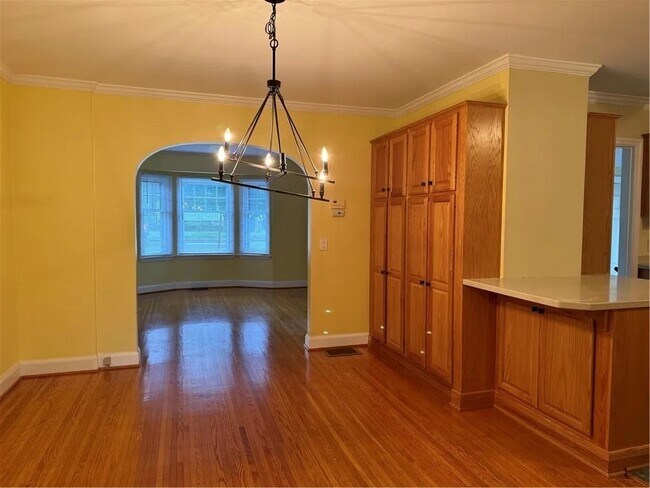 Foto del edificio - 74 S Main St