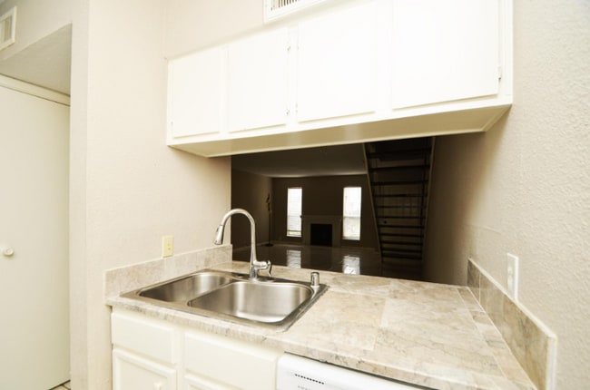 Photo - 17230 Imperial Valley Dr (Houston, TX) Townhome