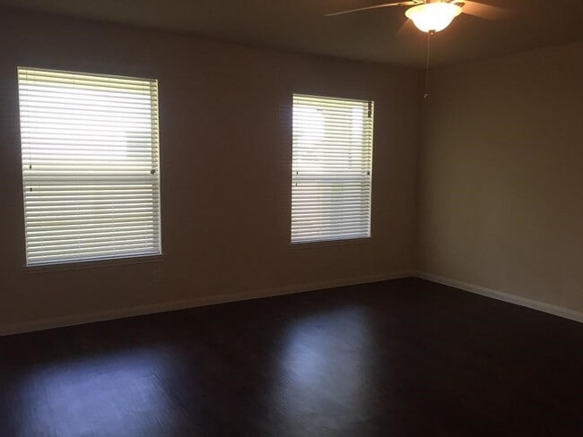 Building Photo - 12151 Pia Drive