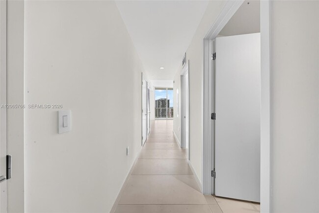 Building Photo - 1400 Biscayne Blvd