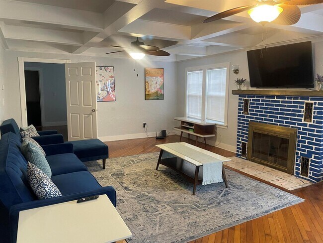 Foto del edificio - 701 S K St