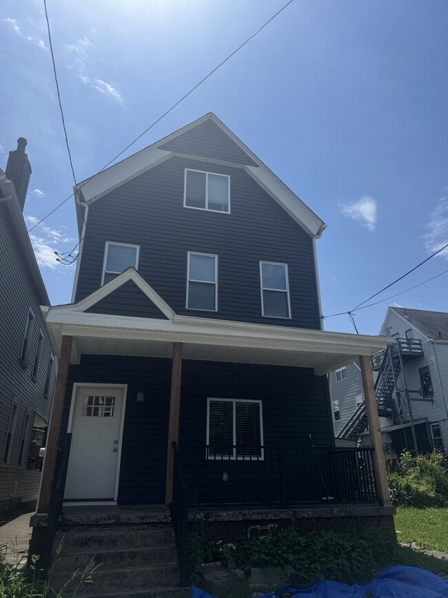 Building Photo - 510 Winfield St