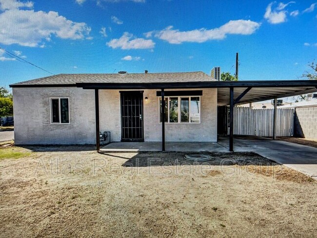 Building Photo - 1741 W Desert Cove Ave