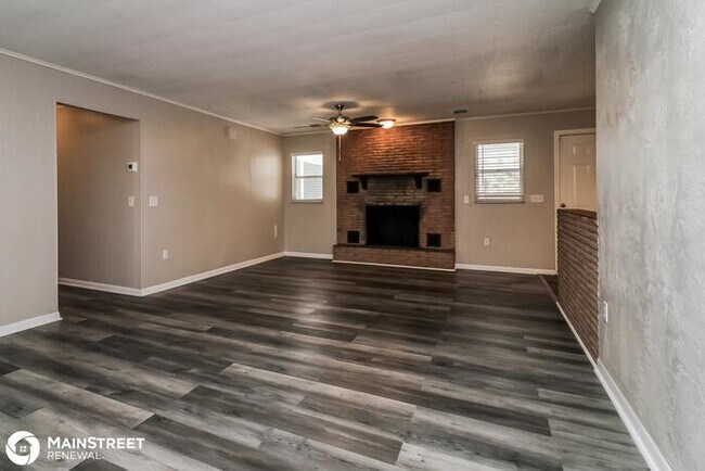 Building Photo - 126 S SHELL RD, DEBARY, FL 32713