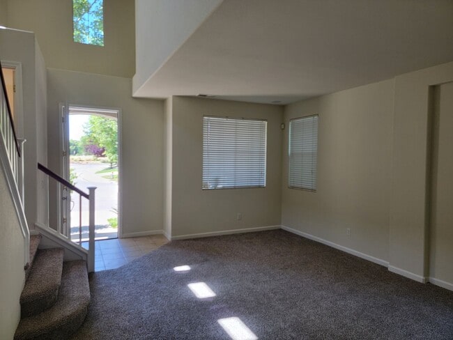 Foto del edificio - Coming Soon!  3 bedroom with 2.5 baths hom...