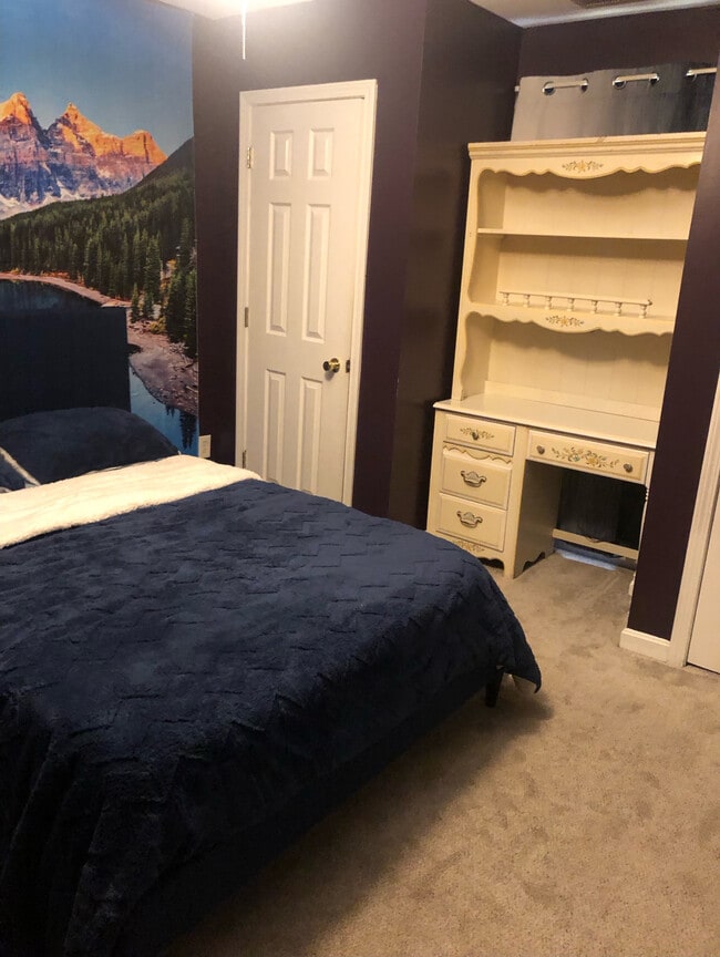 Building Photo - 4557 S 2nd St