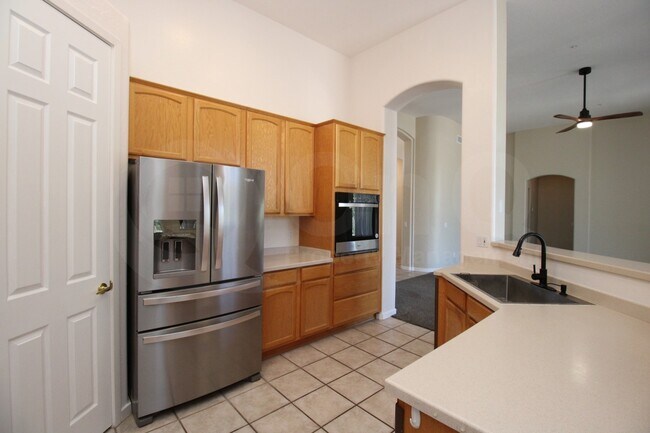 Building Photo - 10818 N Kino Ct