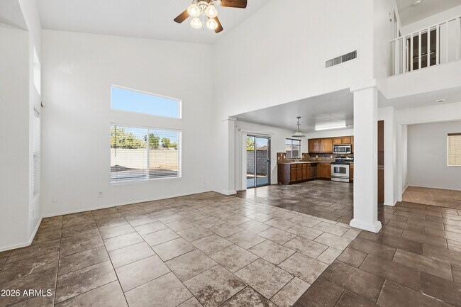 Building Photo - 5613 S 51st Dr
