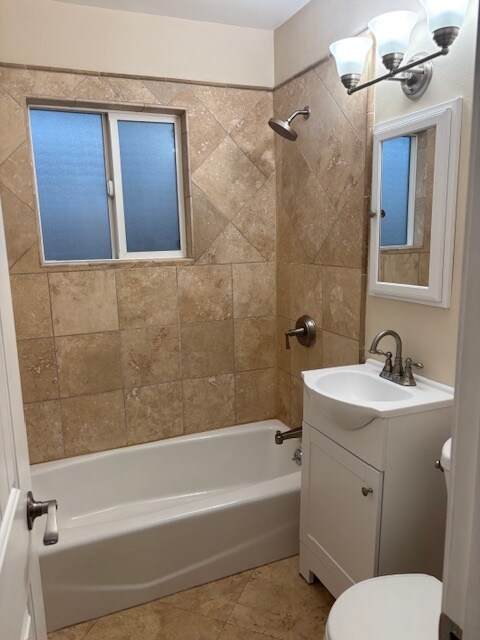 Foto principal - 402 W Ramona Dr