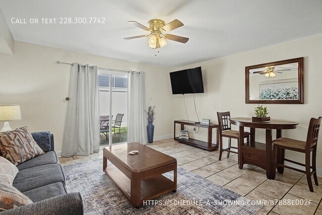 Foto del edificio - 1664 Beach Blvd