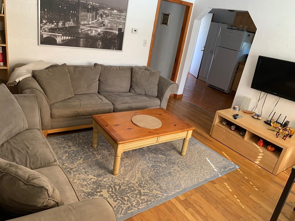 Living Room - 30 Murdock St