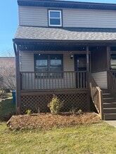 Building Photo - 228 Adams Ln