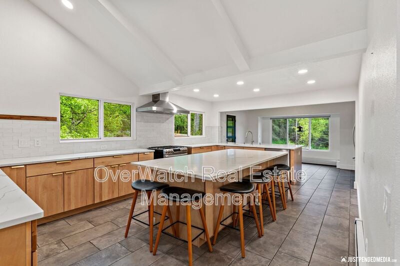 Primary Photo - 4720 Talus Dr