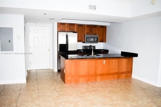 Building Photo - 4100 Salzedo St