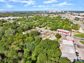 Building Photo - 1452 River Rd
